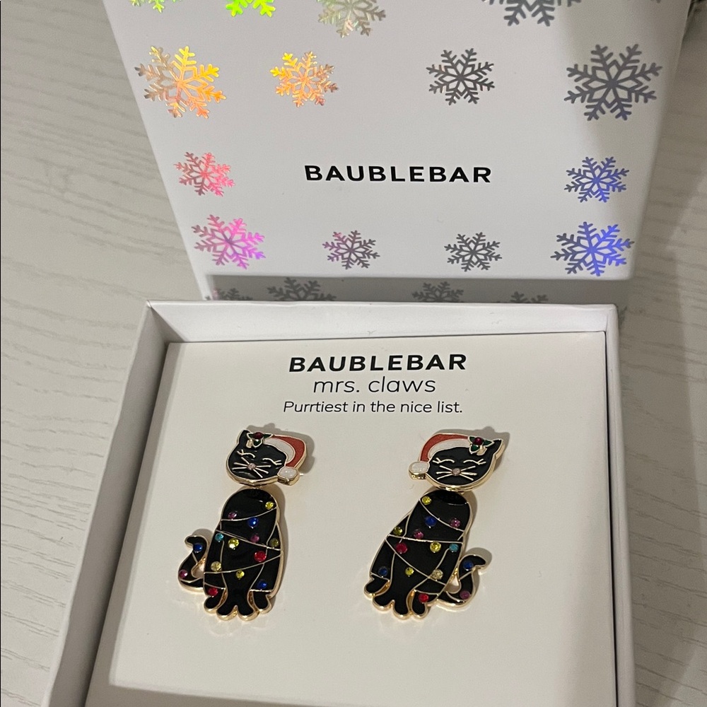 Baublebar Mrs. claws black cat dangly jeweled earrings
